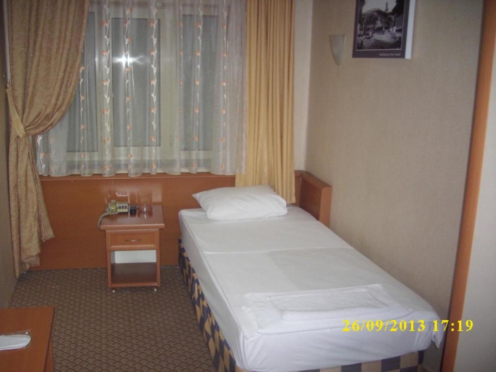 Saray Hotel Edirne Szoba fotó
